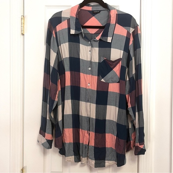 Torrid Women’s 3X Lizzie Rayon Twill Button-Up Long Sleeve Shirt Pink Blue - Picture 4 of 9